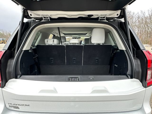 Certified 2025 Ford Expedition Platinum image 16