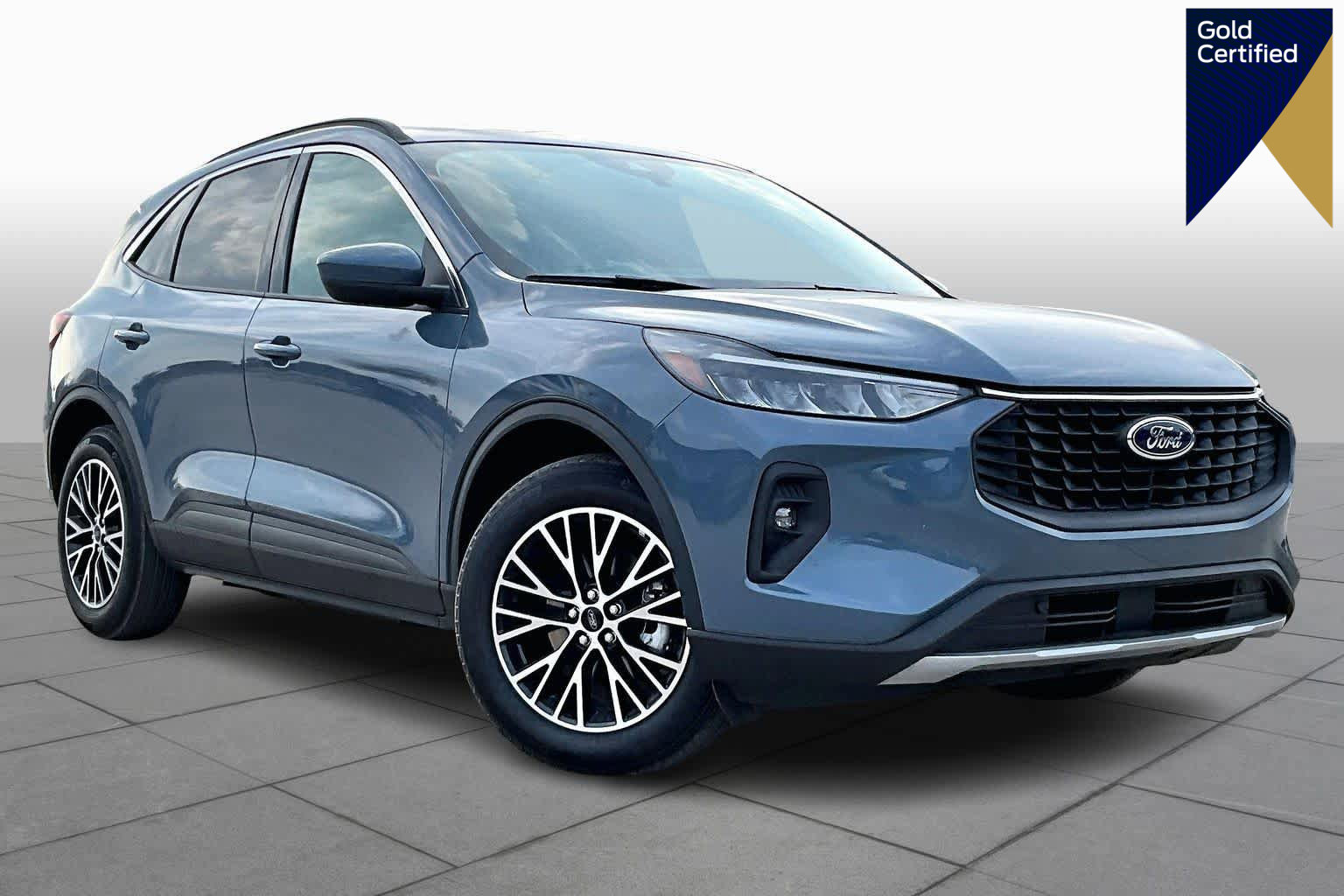 Certified 2023 Ford Escape SE image 1