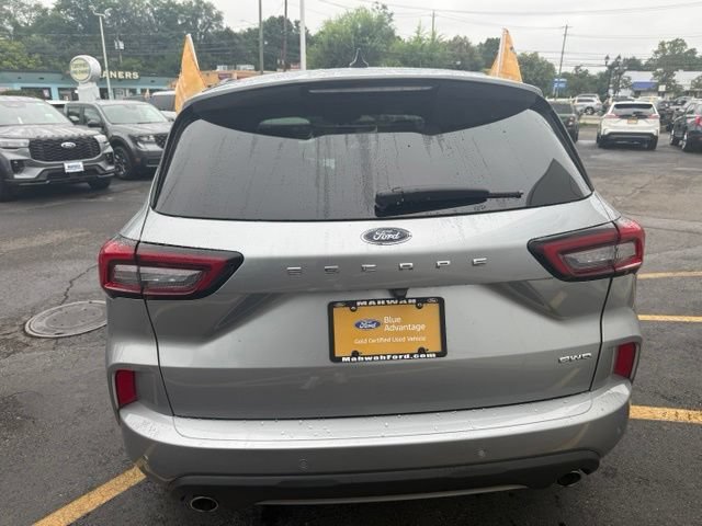 Certified 2023 Ford Escape ST-Line w/ Tech Pack #1 AWD/4WD image 6