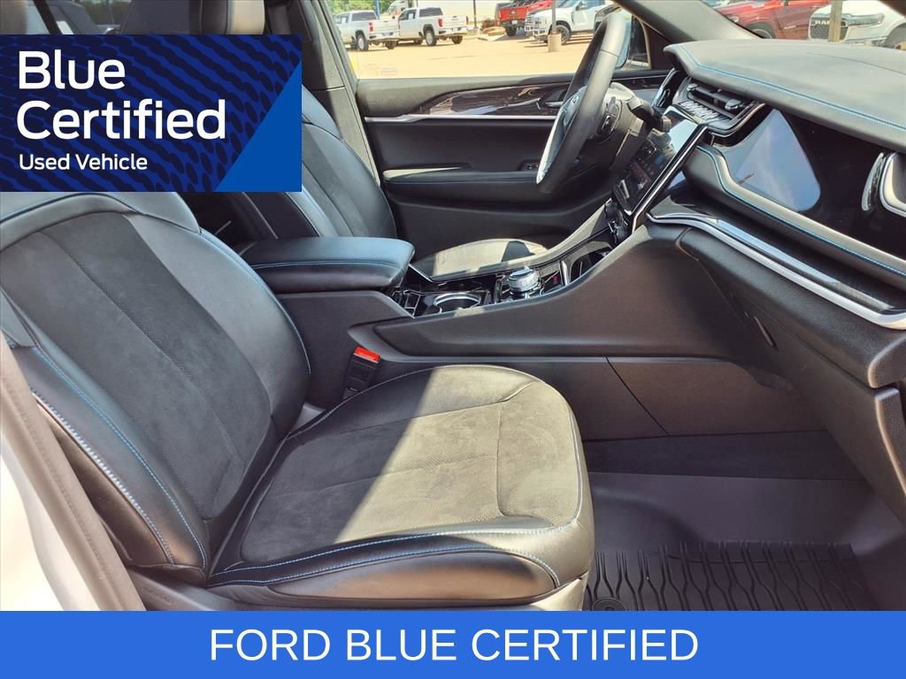 Used 2022 Jeep Grand Cherokee Trailhawk w/ Advanced Protech Group II AWD/4WD image 29