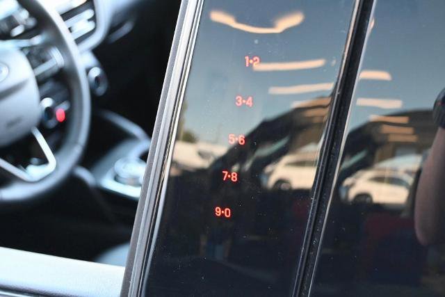 Certified 2022 Ford Escape SEL w/ Technology Package image 20