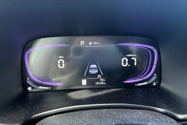 Used 2025 Kia Soul LX w/ LX Technology Package FWD image 20