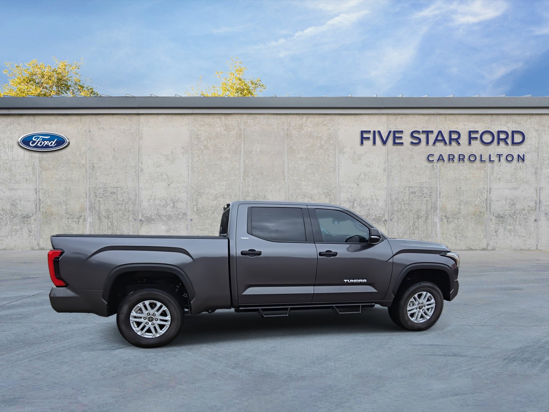 Used 2022 Toyota Tundra SR5 image 10