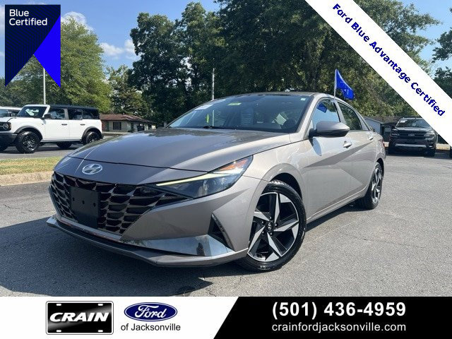 Used 2022 Hyundai Elantra SEL w/ Convenience + Premium Package