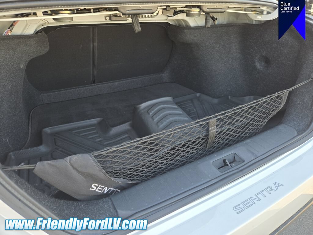 Used 2022 Nissan Sentra SR w/ SR Premium Package FWD image 18