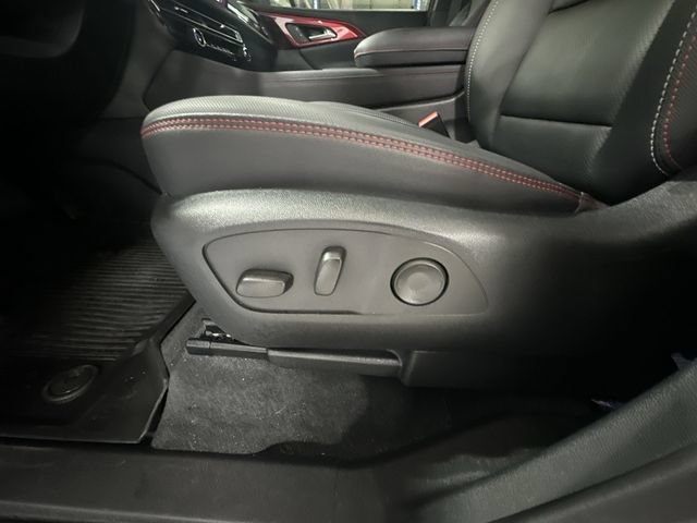 Used 2024 Chevrolet Traverse RS AWD/4WD image 18