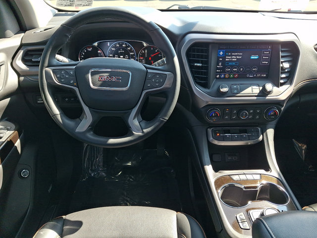Used 2023 GMC Acadia AT4 w/ Technology Package AWD/4WD image 12