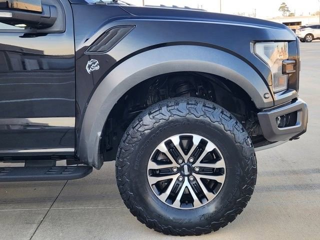 Certified 2020 Ford F150 Raptor w/ Equipment Group 802A Luxury image 8
