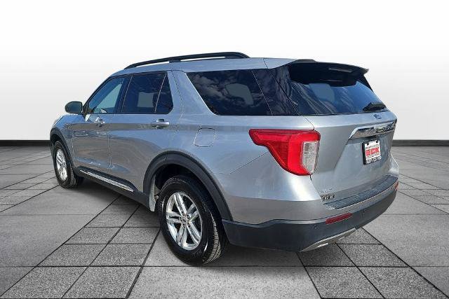 Certified 2023 Ford Explorer XLT w/ Equipment Group 202A AWD/4WD image 7