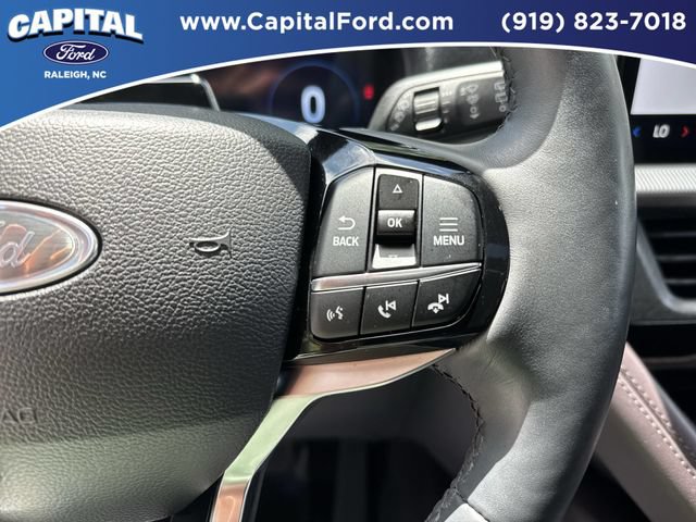 Certified 2025 Ford Explorer Platinum RWD image 24