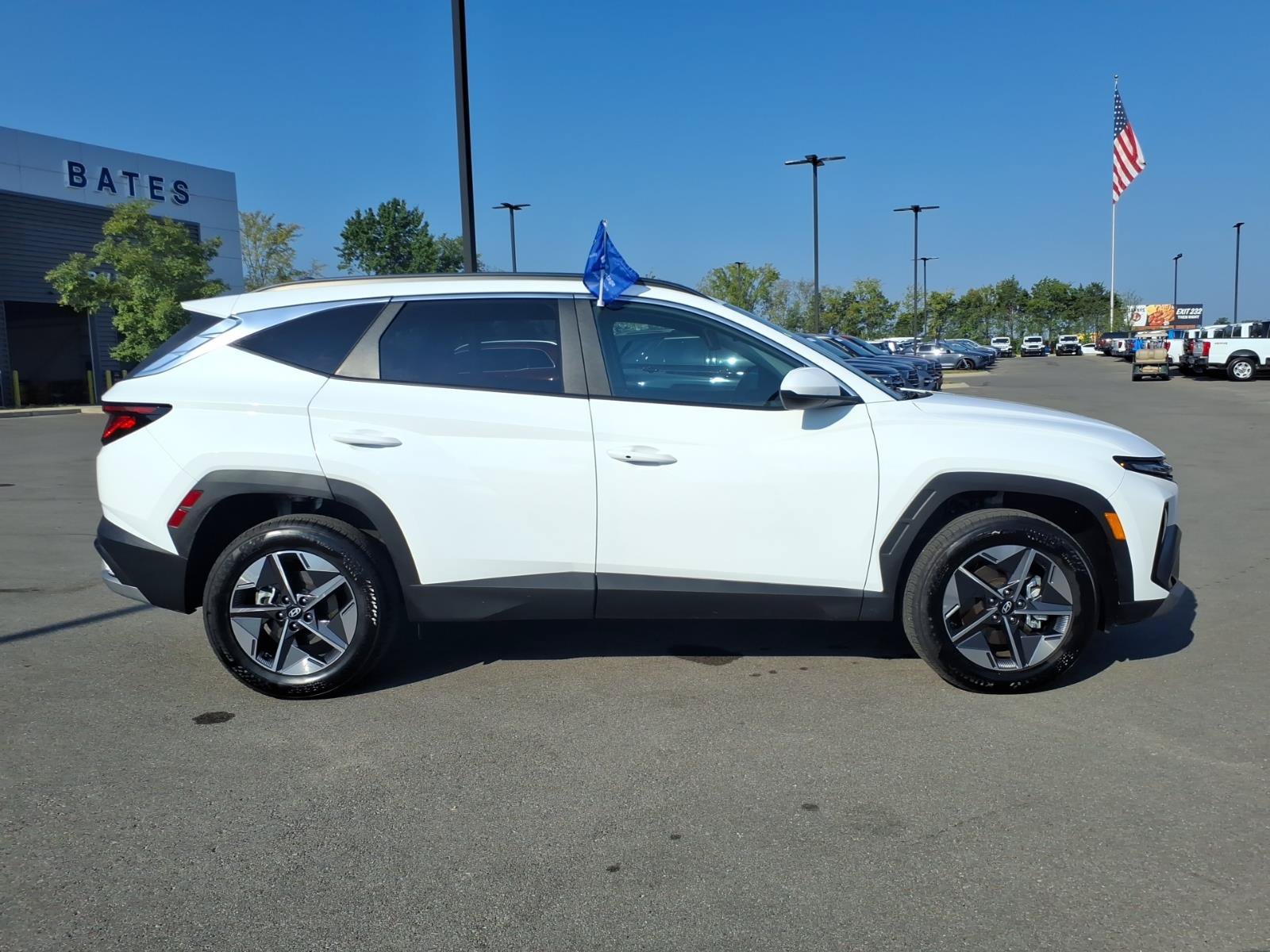 Used 2026 Hyundai Tucson SEL Plus AWD/4WD image 2