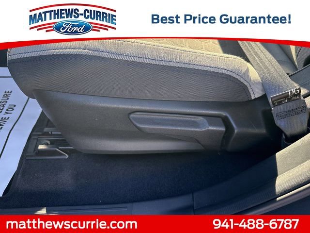 Used 2025 Subaru Forester AWD/4WD image 3