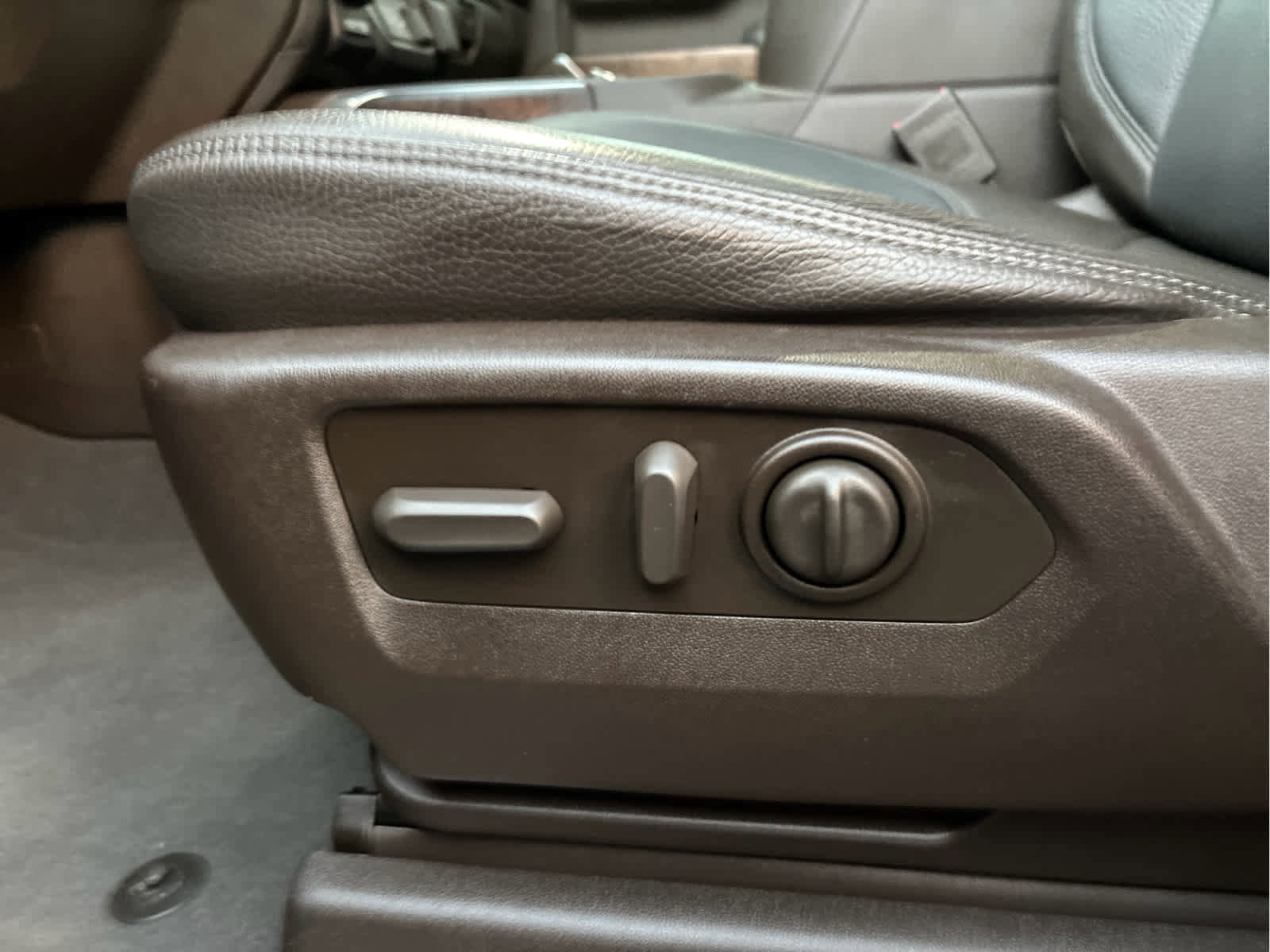 Used 2020 GMC Sierra 1500 Denali w/ Denali Ultimate Package image 7