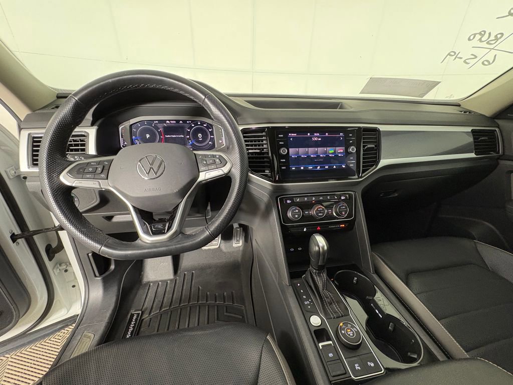 Used 2022 Volkswagen Atlas SEL Premium AWD/4WD image 6