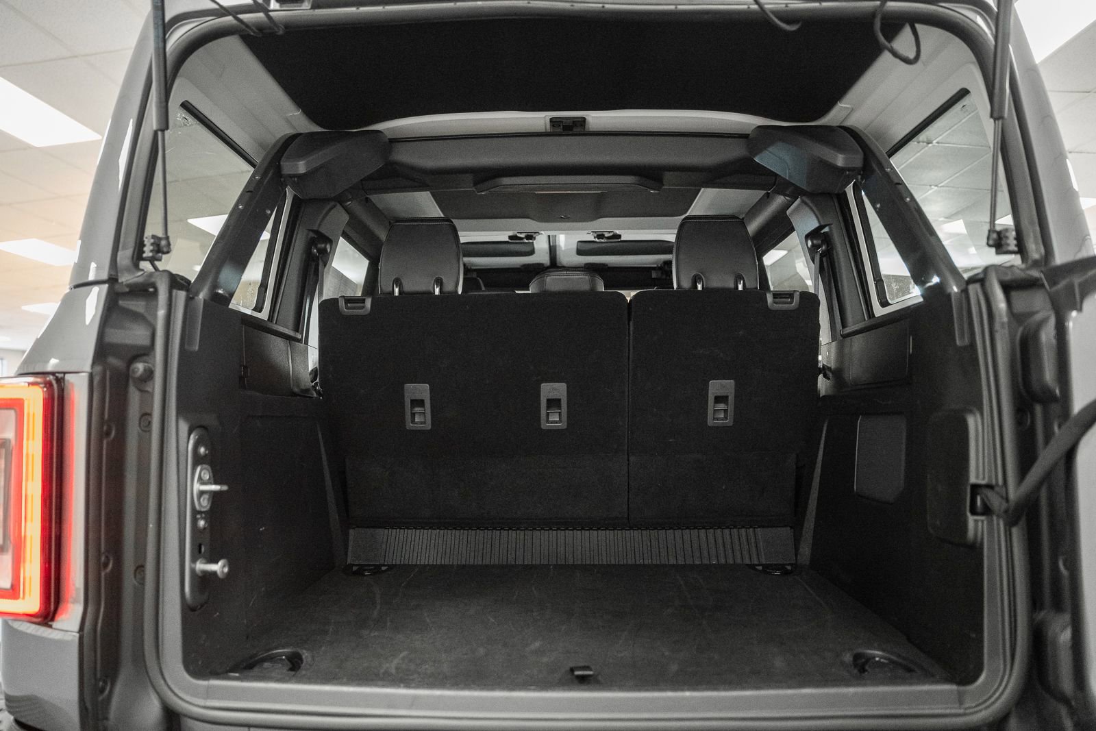 Certified 2025 Ford Bronco Badlands image 23