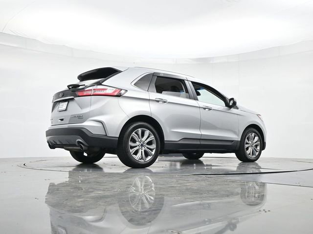 Certified 2019 Ford Edge Titanium image 30