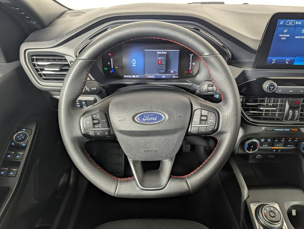 Certified 2025 Ford Escape ST-Line FWD image 17