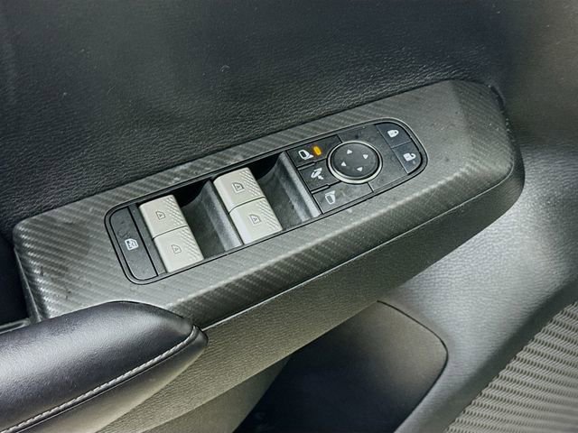 Used 2023 Mitsubishi Outlander SE image 18