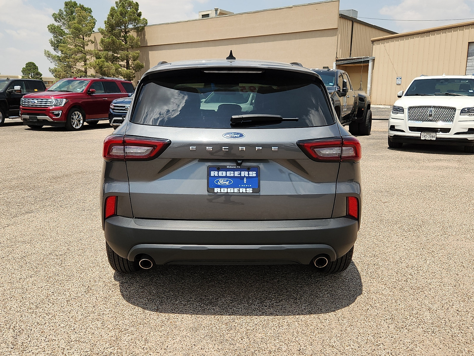 Certified 2025 Ford Escape ST-Line FWD image 6