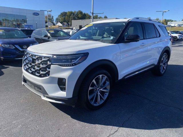 Certified 2025 Ford Explorer Platinum w/ Ultimate Package RWD image 3