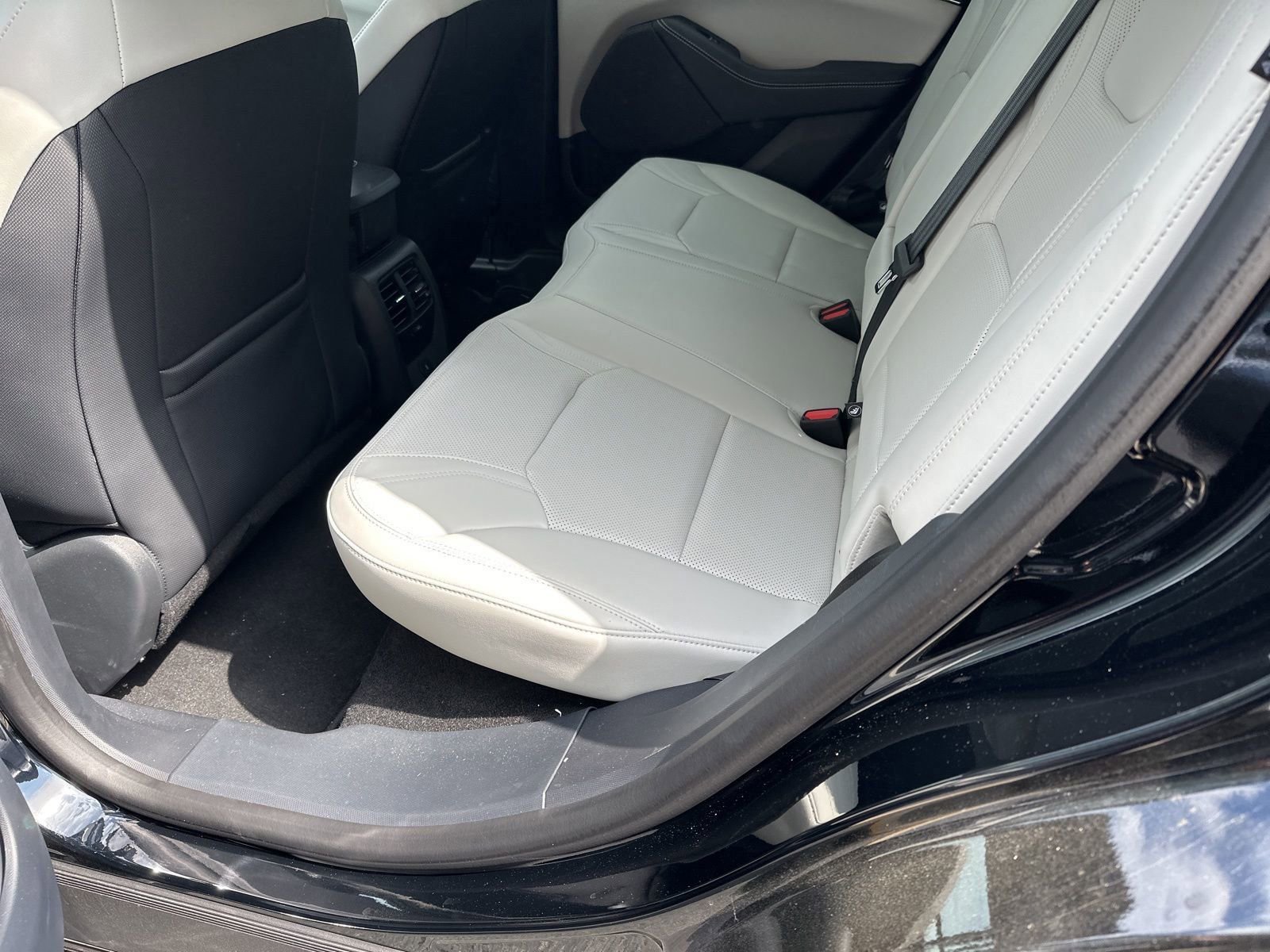 Certified 2025 Ford Mustang Mach-E Premium image 14