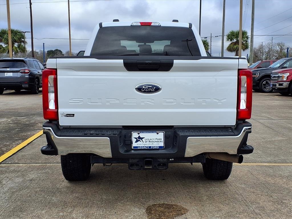 Certified 2025 Ford F250 XLT image 5