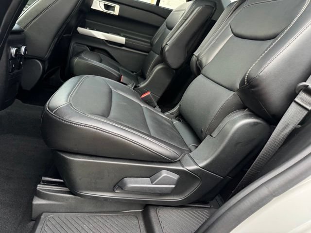 Certified 2024 Ford Explorer Limited w/ Limited Technology Package AWD/4WD image 9
