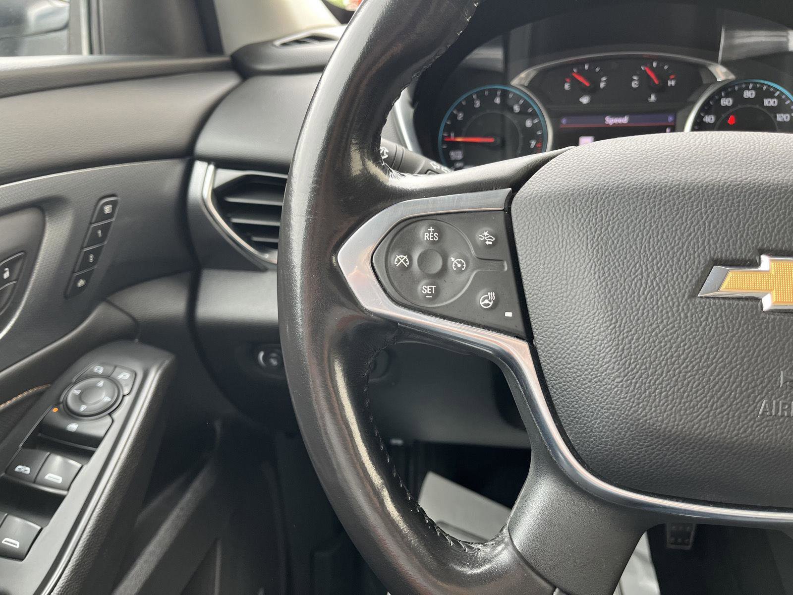 Used 2021 Chevrolet Traverse Premier w/ Redline Edition AWD/4WD image 19