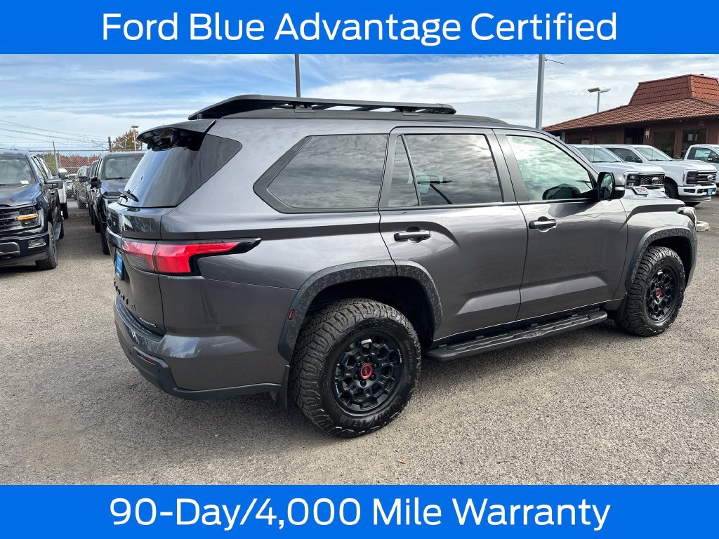 Used 2025 Toyota Sequoia TRD Pro AWD/4WD image 8