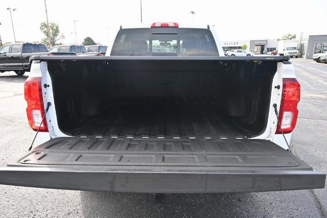 Used 2018 Chevrolet Silverado 1500 LTZ Z71 w/ Redline Edition image 12