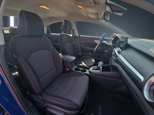 Used 2024 Kia Forte LXS w/ LXS Technology Package FWD image 15