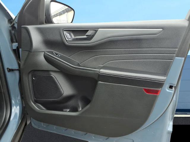 Certified 2023 Ford Escape Active AWD/4WD image 12