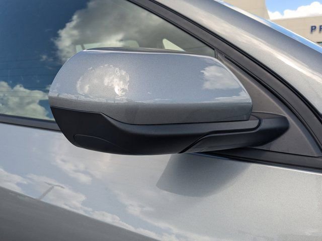 Used 2025 Chevrolet Equinox LT w/ Convenience Package II image 13