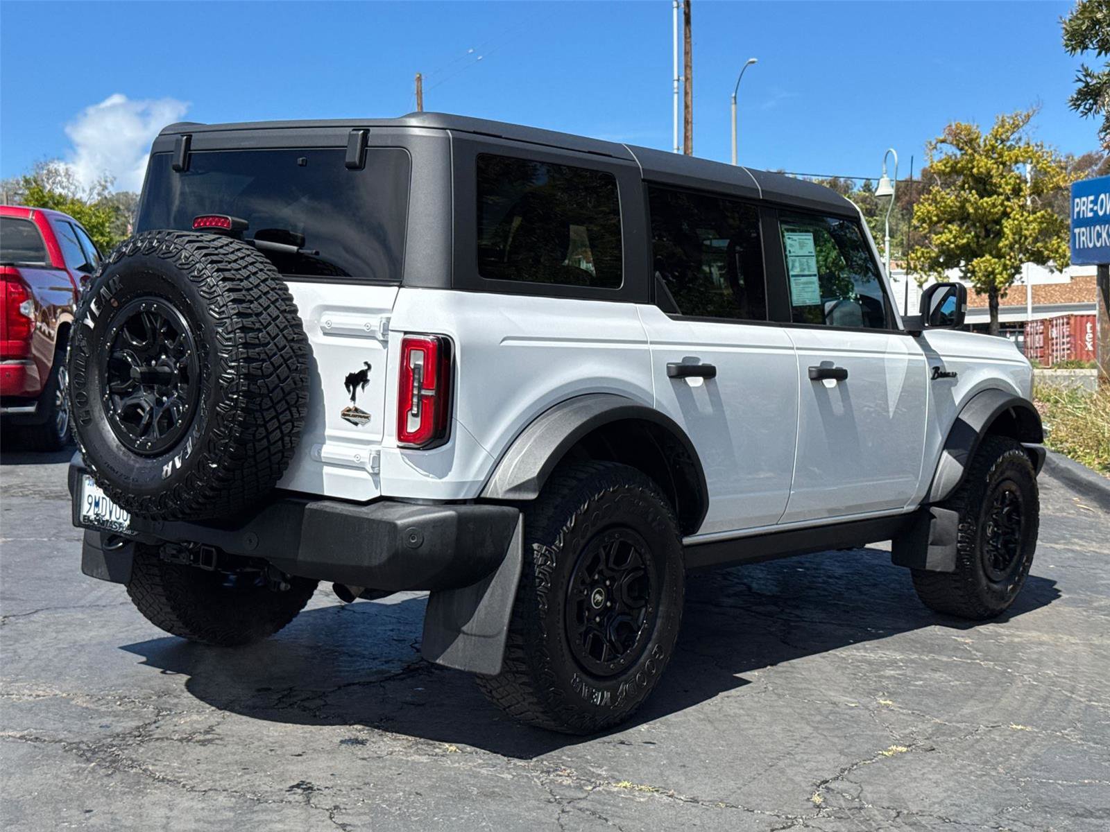 Certified 2023 Ford Bronco Wildtrak AWD/4WD image 14