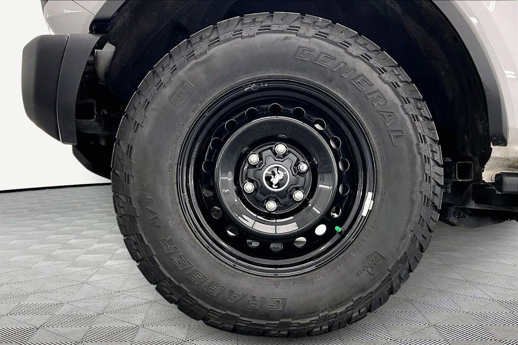Certified 2023 Ford Bronco Black Diamond image 11