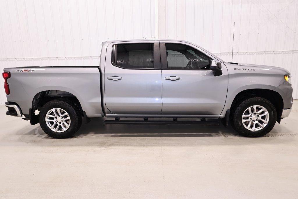 Used 2024 Chevrolet Silverado 1500 LT image 9