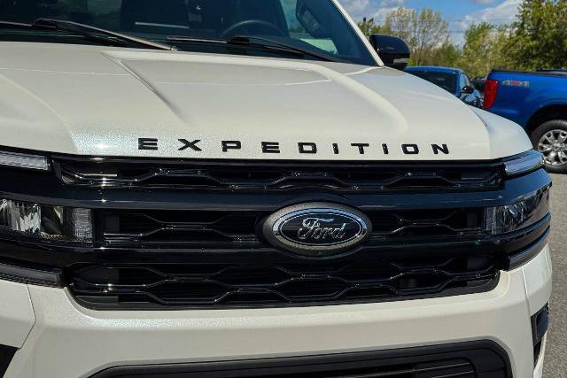 Certified 2023 Ford Expedition Limited AWD/4WD image 10