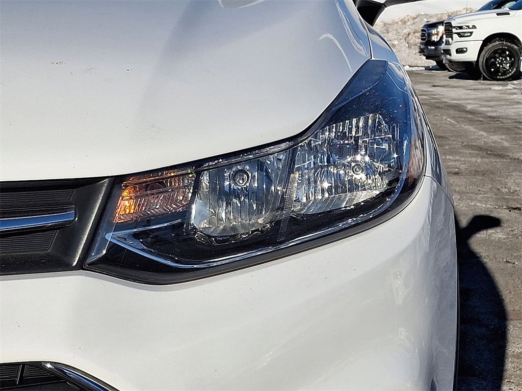 Used 2018 Chevrolet Trax LS image 27