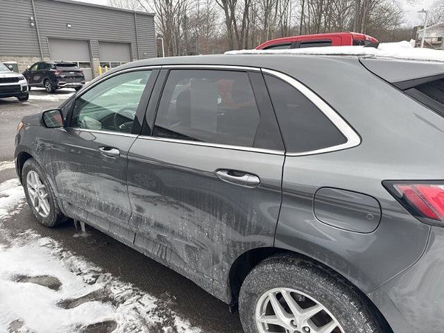 Certified 2023 Ford Edge SEL w/ Convenience Package image 9