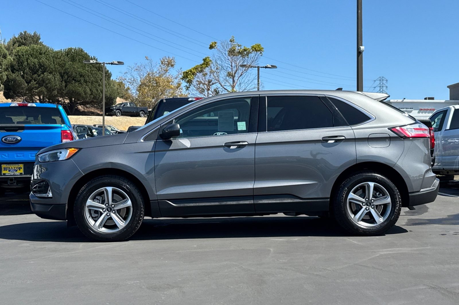 Certified 2024 Ford Edge SEL w/ Convenience Package AWD/4WD image 10