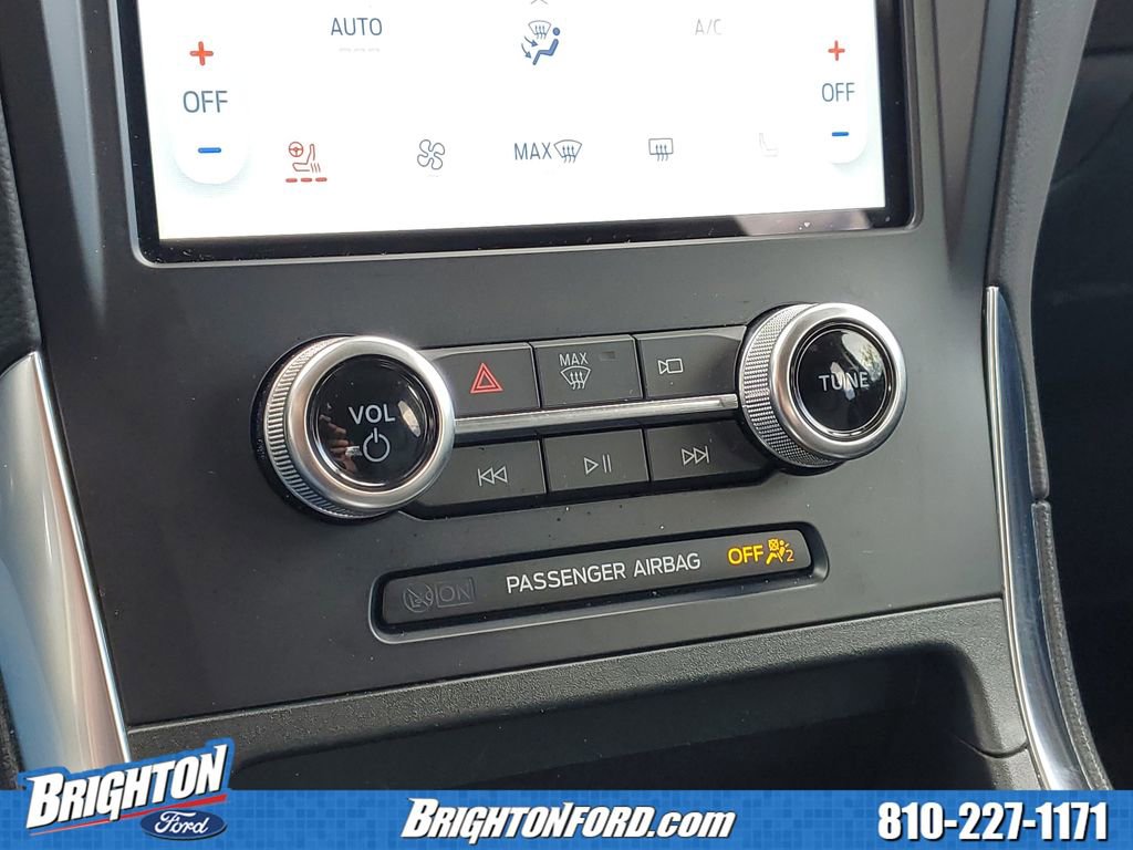 Certified 2023 Ford Edge Titanium w/ Equipment Group 301A AWD/4WD image 28