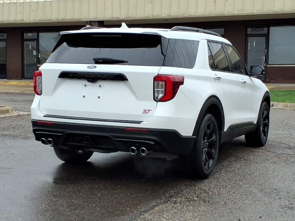 Certified 2023 Ford Explorer ST w/ Equipment Group 401A AWD/4WD image 5
