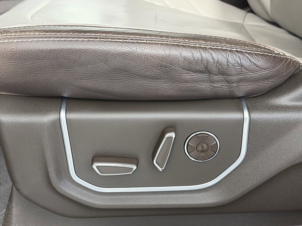 Certified 2019 Ford F250 Limited w/ FX4 Off-Road Package image 27