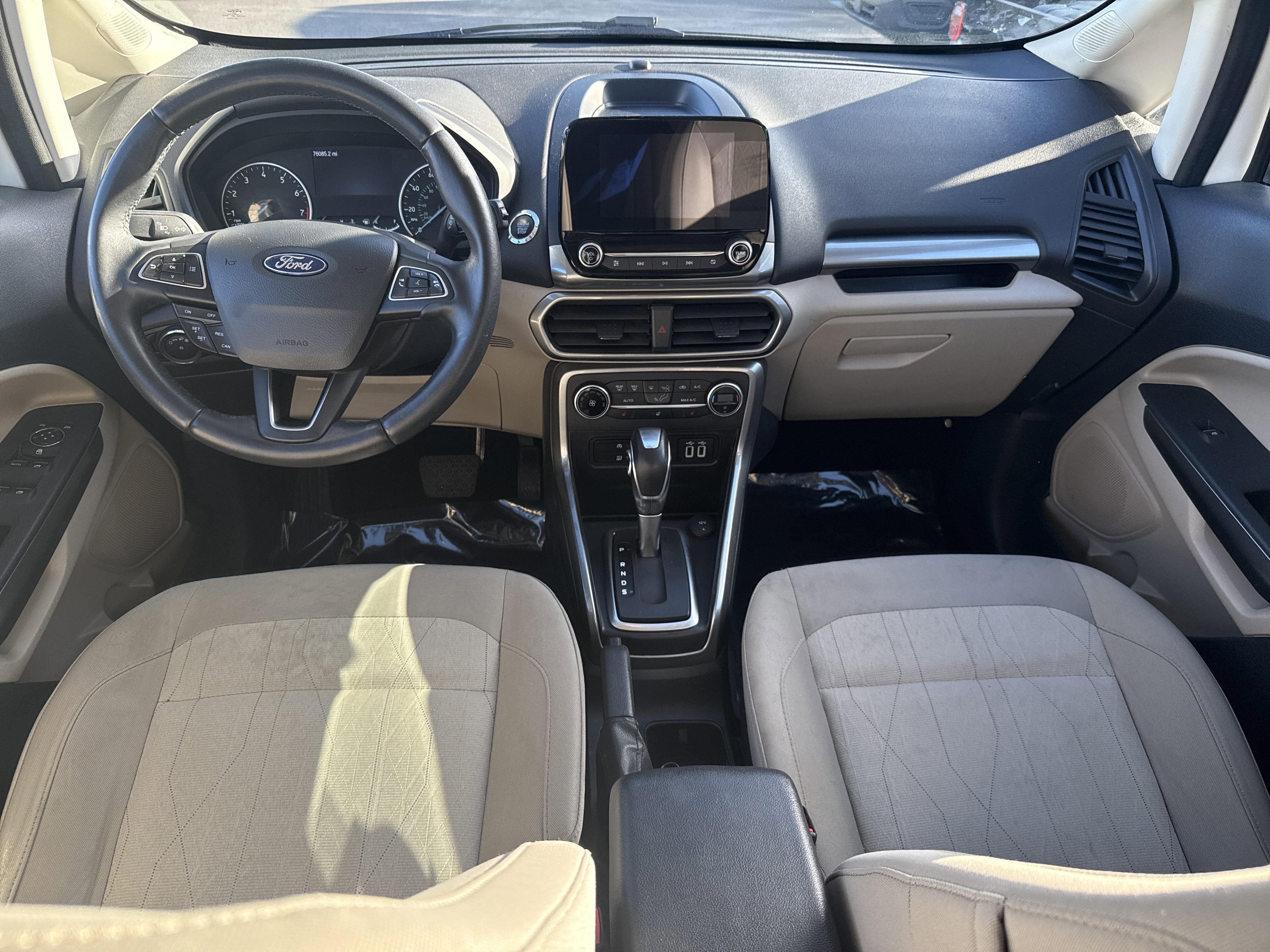 Certified 2018 Ford EcoSport SE w/ SE Cold Weather Package image 16