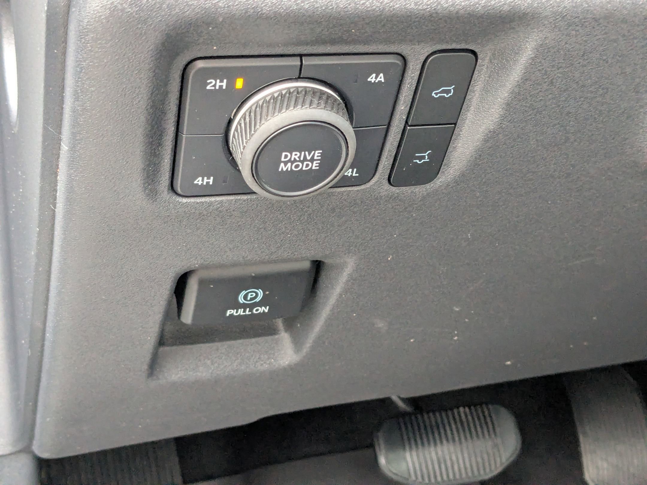 Certified 2025 Ford Expedition Platinum w/ Platinum Ultimate Package image 17