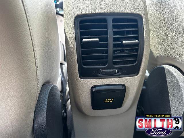 Certified 2017 Ford Escape Titanium FWD image 36