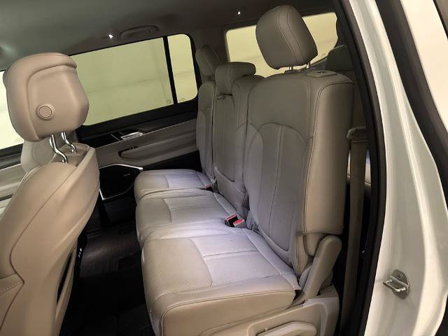 Used 2024 Jeep Wagoneer Series II w/ Flexible Seating Group RWD image 32
