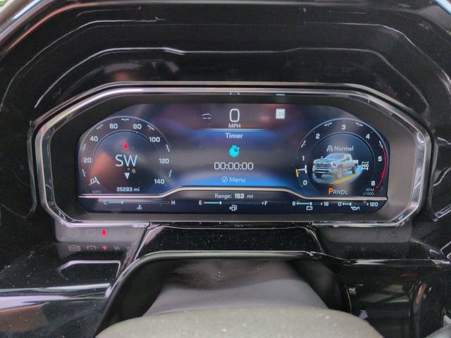Used 2025 Chevrolet Silverado 2500 ZR2 w/ Technology Package AWD/4WD image 36