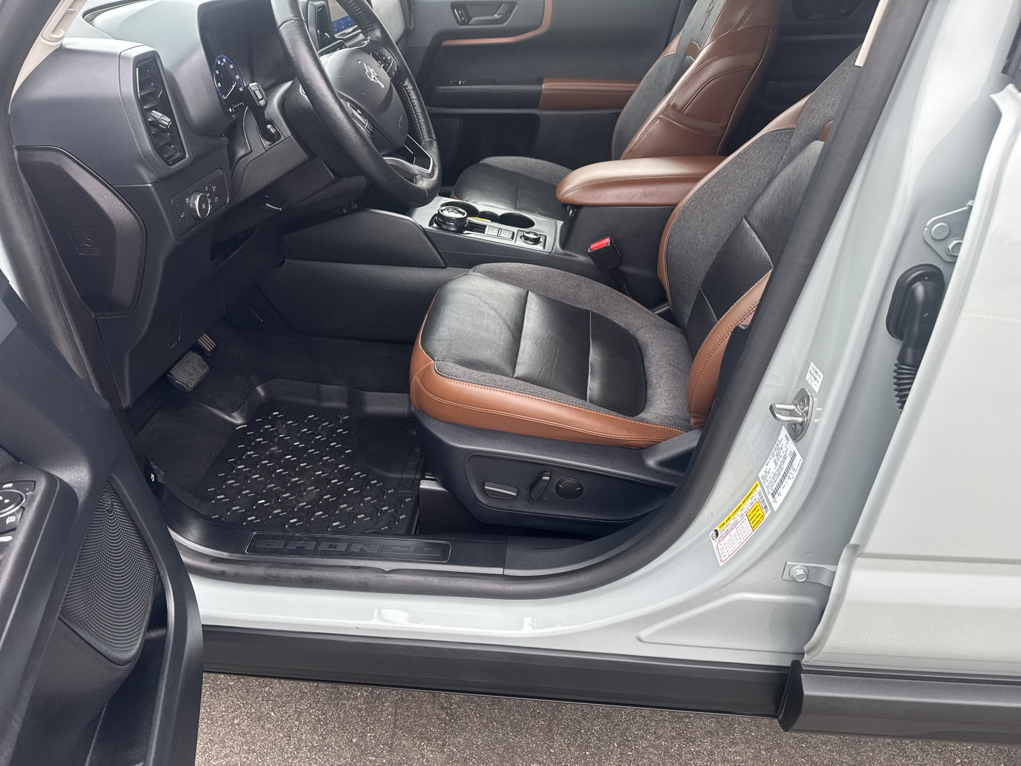 Certified 2021 Ford Bronco Sport Outer Banks AWD/4WD image 8