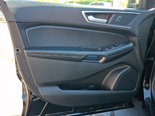 Certified 2023 Ford Edge SEL w/ Convenience Package AWD/4WD image 13
